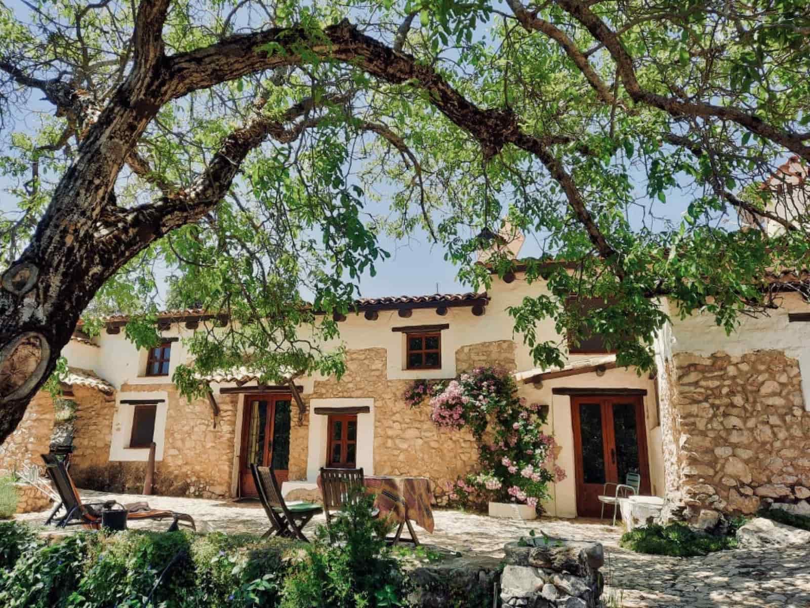 6 soveværelse Finca/Landehus til salg i Cazorla med swimmingpool - € 550.000 (Ref: 8301453)