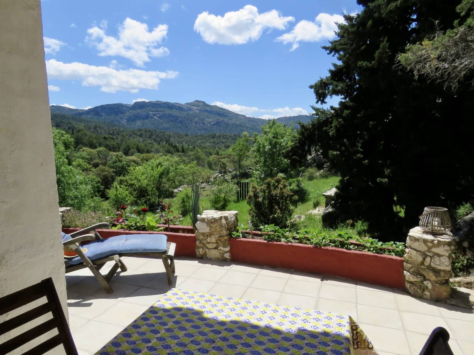 6 soveværelse Finca/Landehus til salg i Cazorla med swimmingpool - € 550.000 (Ref: 8301453)