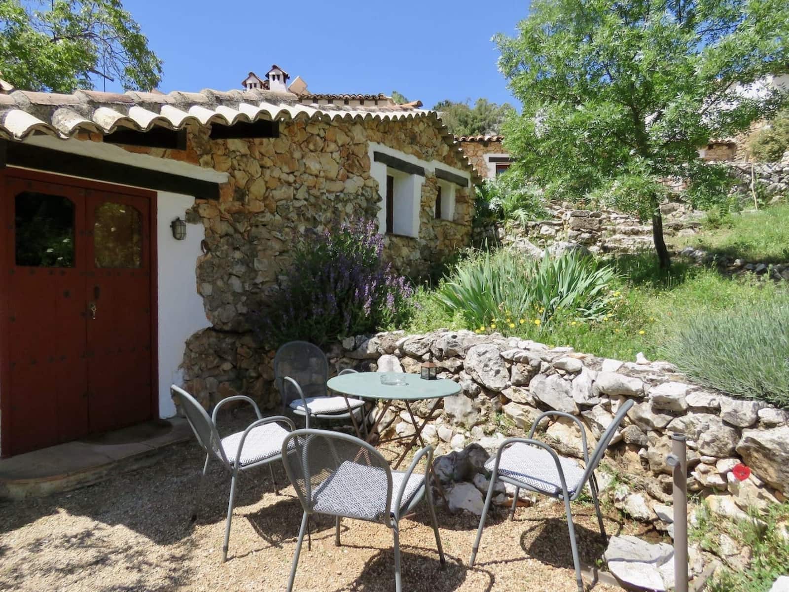 6 soveværelse Finca/Landehus til salg i Cazorla med swimmingpool - € 550.000 (Ref: 8301453)