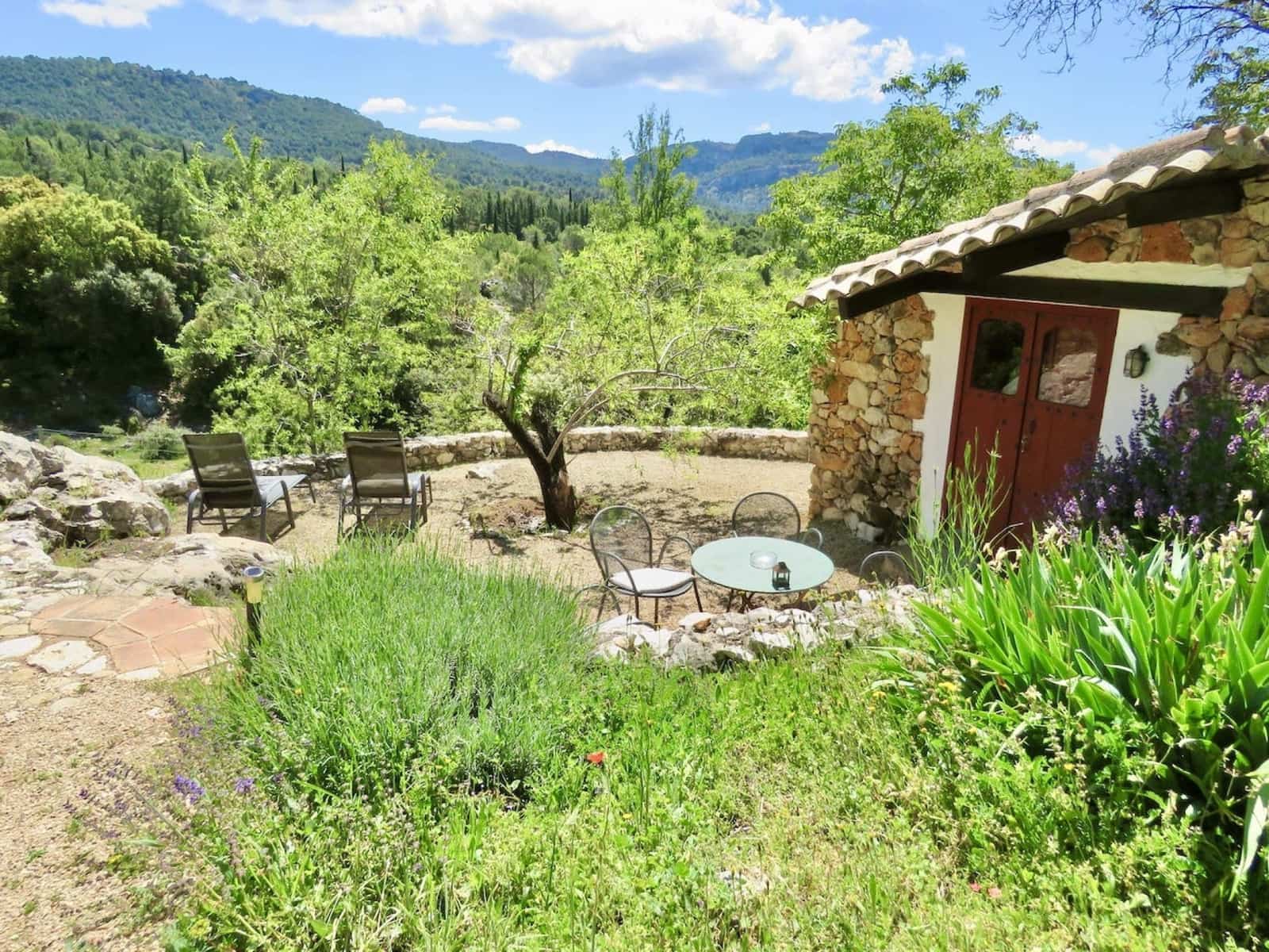 6 soveværelse Finca/Landehus til salg i Cazorla med swimmingpool - € 550.000 (Ref: 8301453)