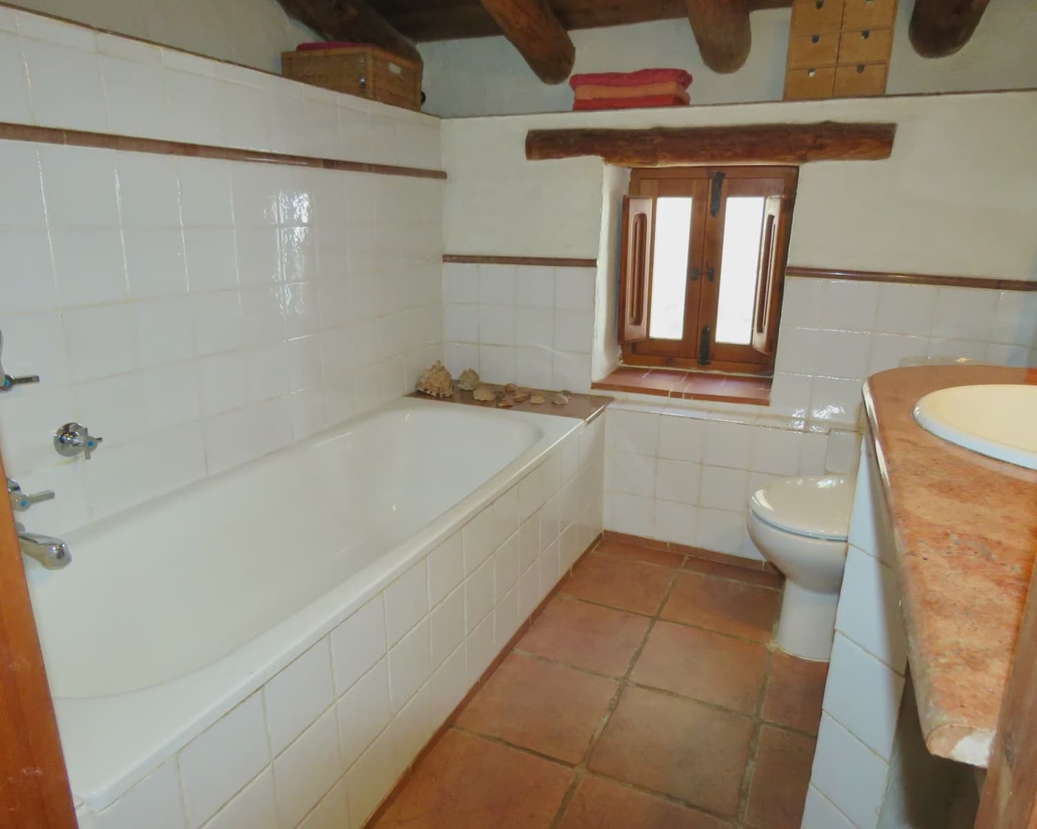 6 soveværelse Finca/Landehus til salg i Villacarrillo med swimmingpool - € 550.000 (Ref: 8301453)