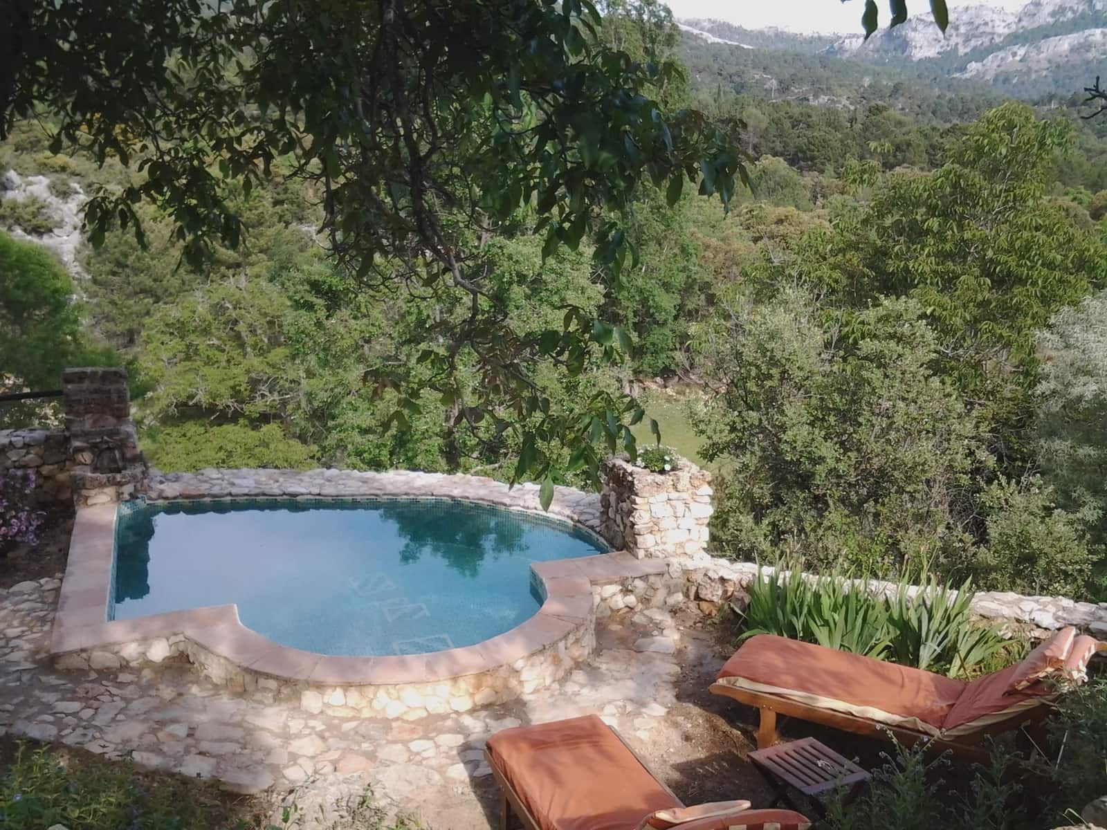 6 soveværelse Finca/Landehus til salg i Villacarrillo med swimmingpool - € 550.000 (Ref: 8301453)