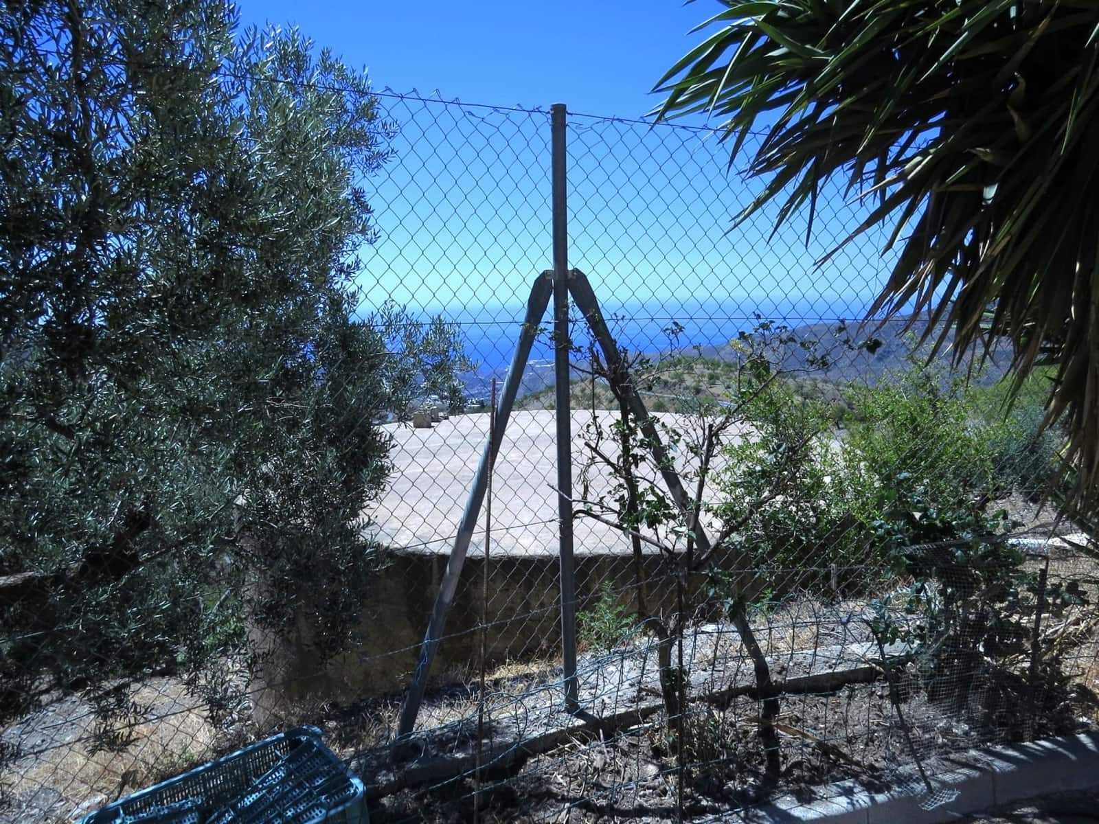 5 soveværelse Finca/Landehus til salg i Albondon med garage - € 280.000 (Ref: 8408403)