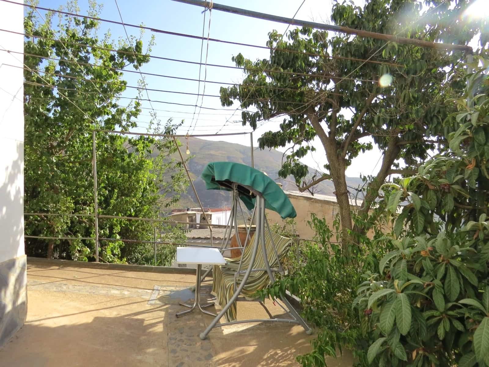 4 soveværelse Villa til salg i Mecina Bombaron - € 125.000 (Ref: 8500907)