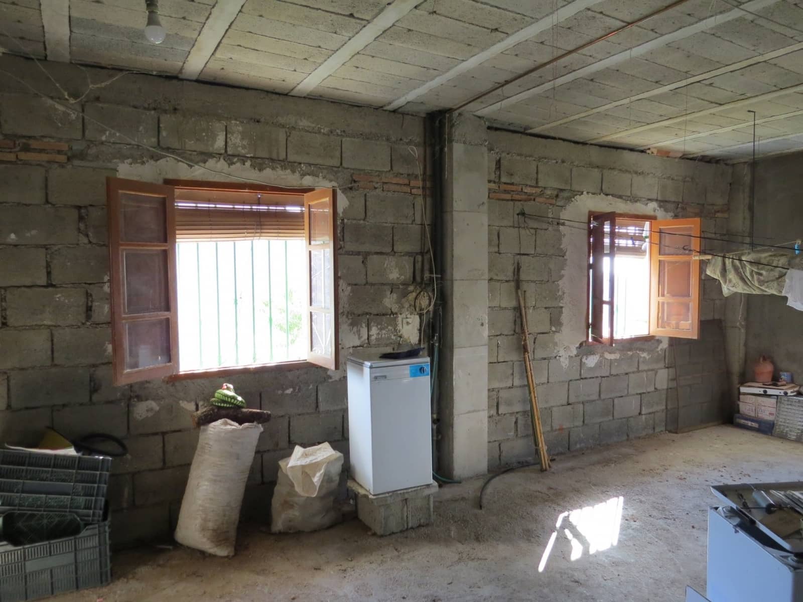 4 soveværelse Villa til salg i Mecina Bombaron - € 125.000 (Ref: 8500907)