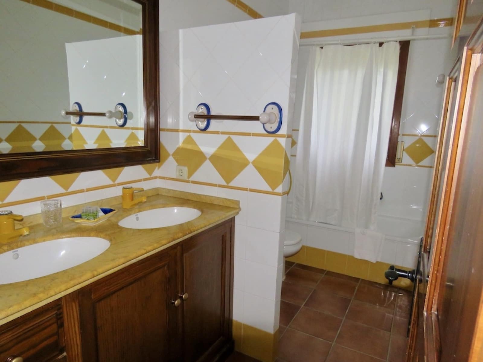 6 soveværelse Villa til salg i Villa Turistica de la Subbetica med swimmingpool garage - € 498.000 (Ref: 8602500)