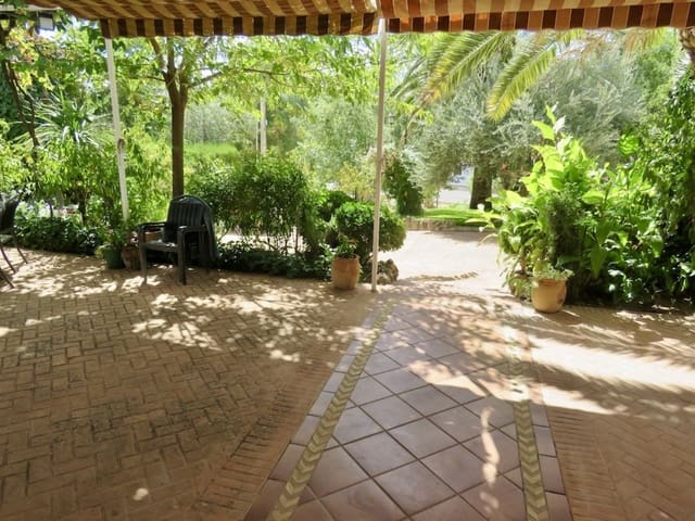 6 soveværelse Villa til salg i Villa Turistica de la Subbetica, Priego de Córdoba med swimmingpool garage - € 498.000 (Ref: 8602500)