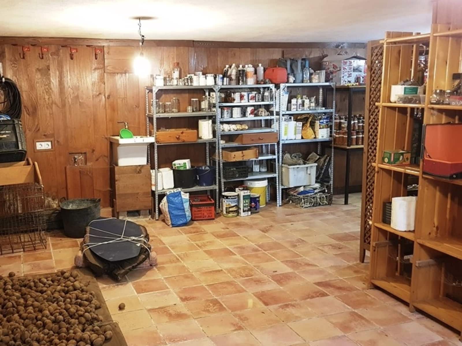 4 soveværelse Finca/Landehus til salg i Galaroza med swimmingpool - € 695.000 (Ref: 8670900)