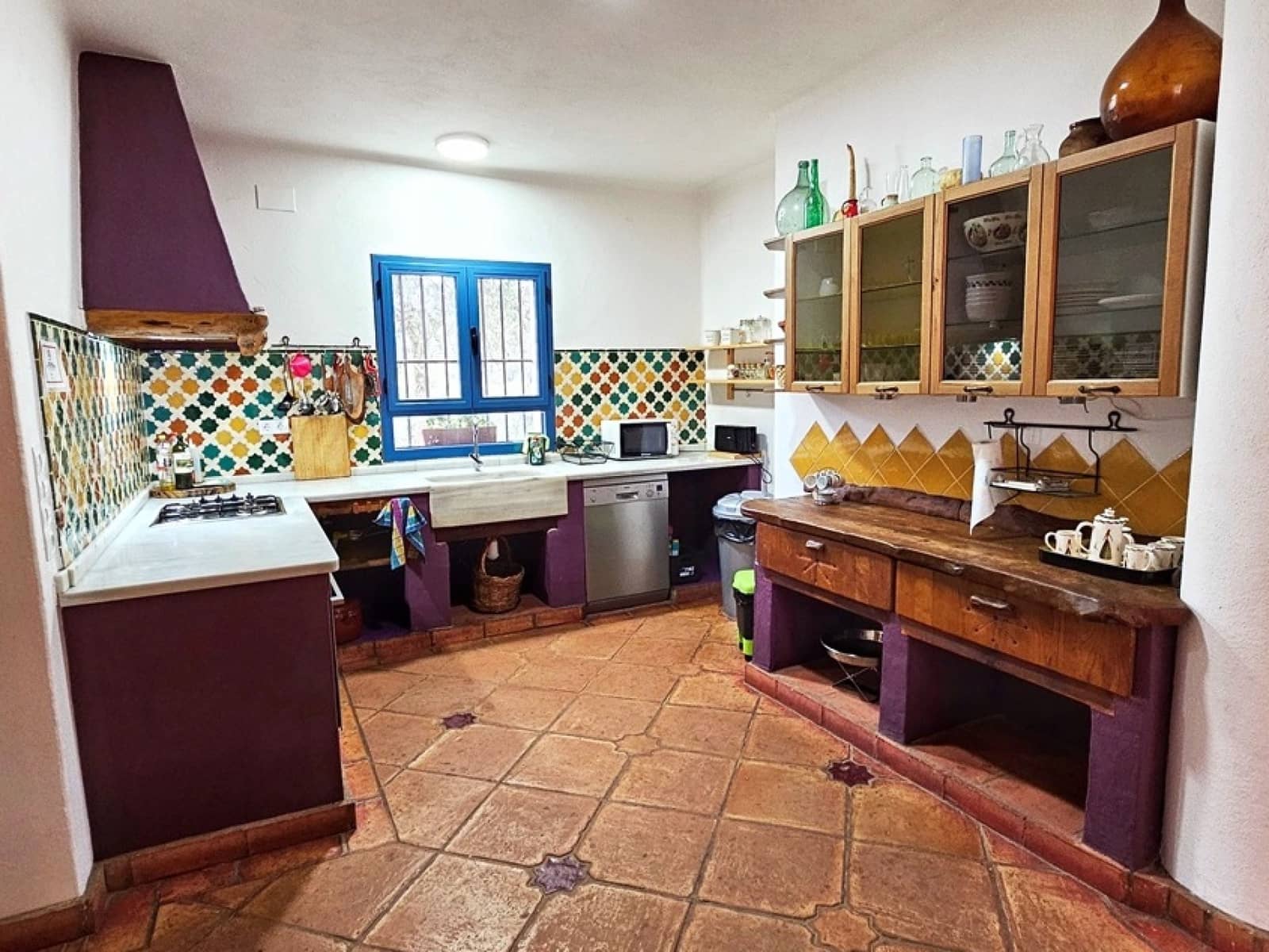 4 soveværelse Finca/Landehus til salg i Fuenteheridos med swimmingpool - € 675.000 (Ref: 8675245)