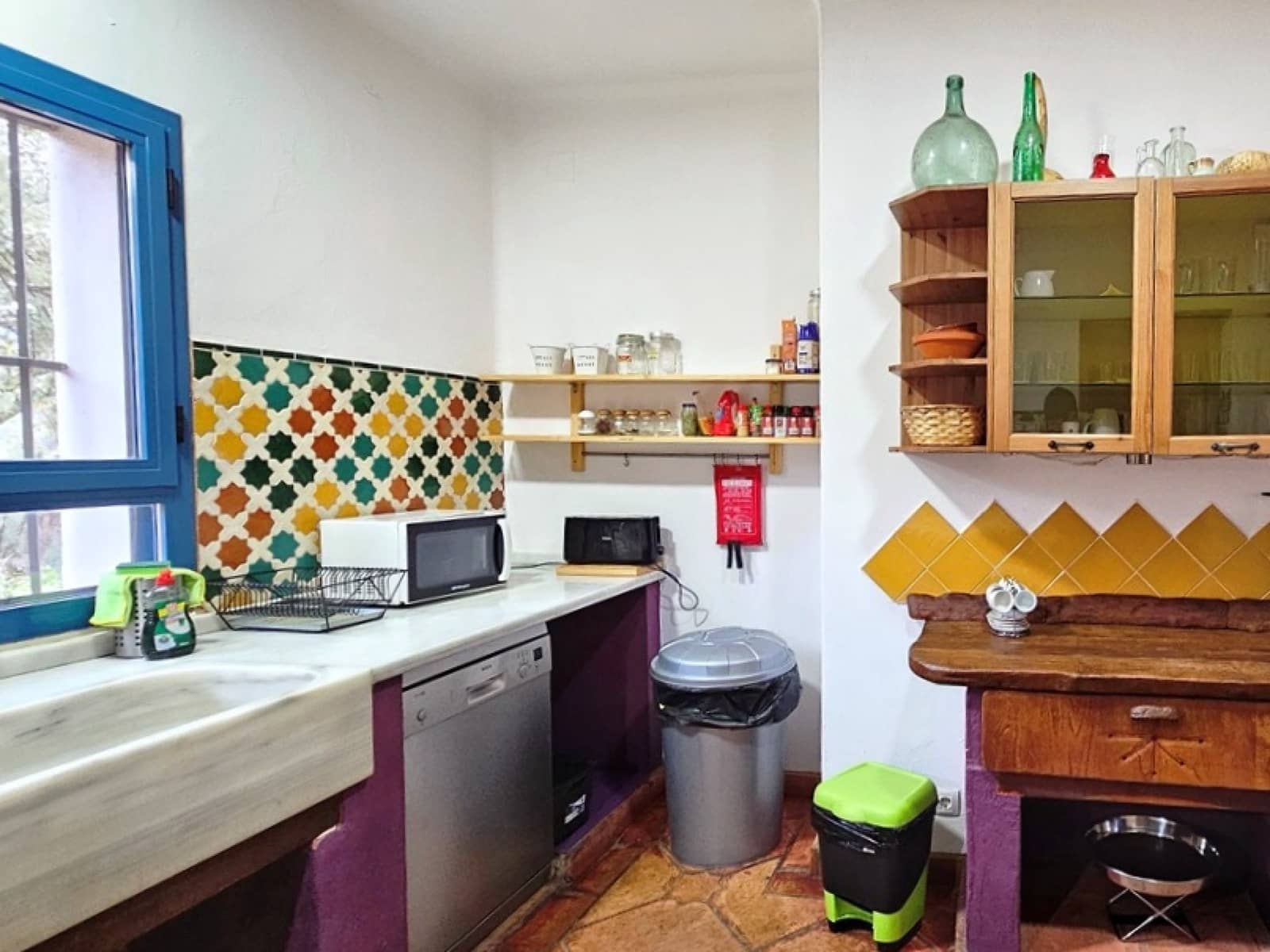 4 soveværelse Finca/Landehus til salg i Fuenteheridos med swimmingpool - € 675.000 (Ref: 8675245)