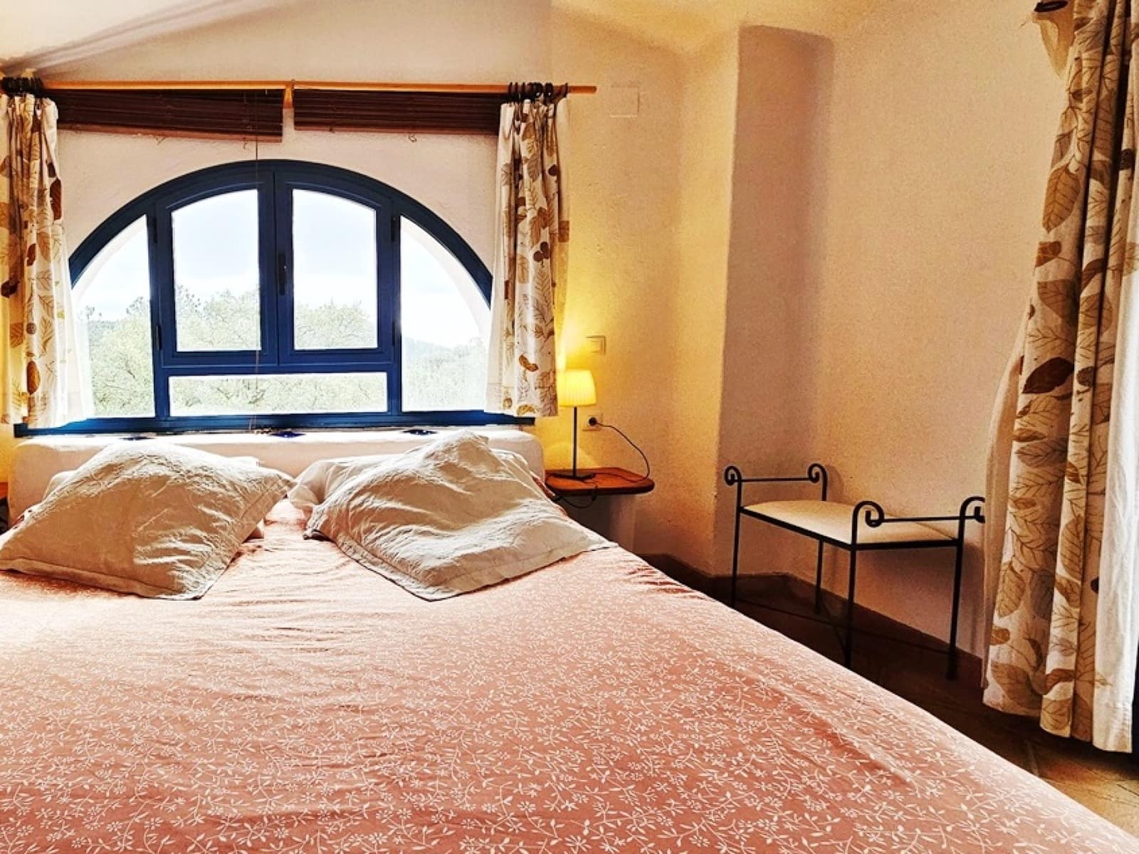 4 soveværelse Finca/Landehus til salg i Fuenteheridos med swimmingpool - € 675.000 (Ref: 8675245)