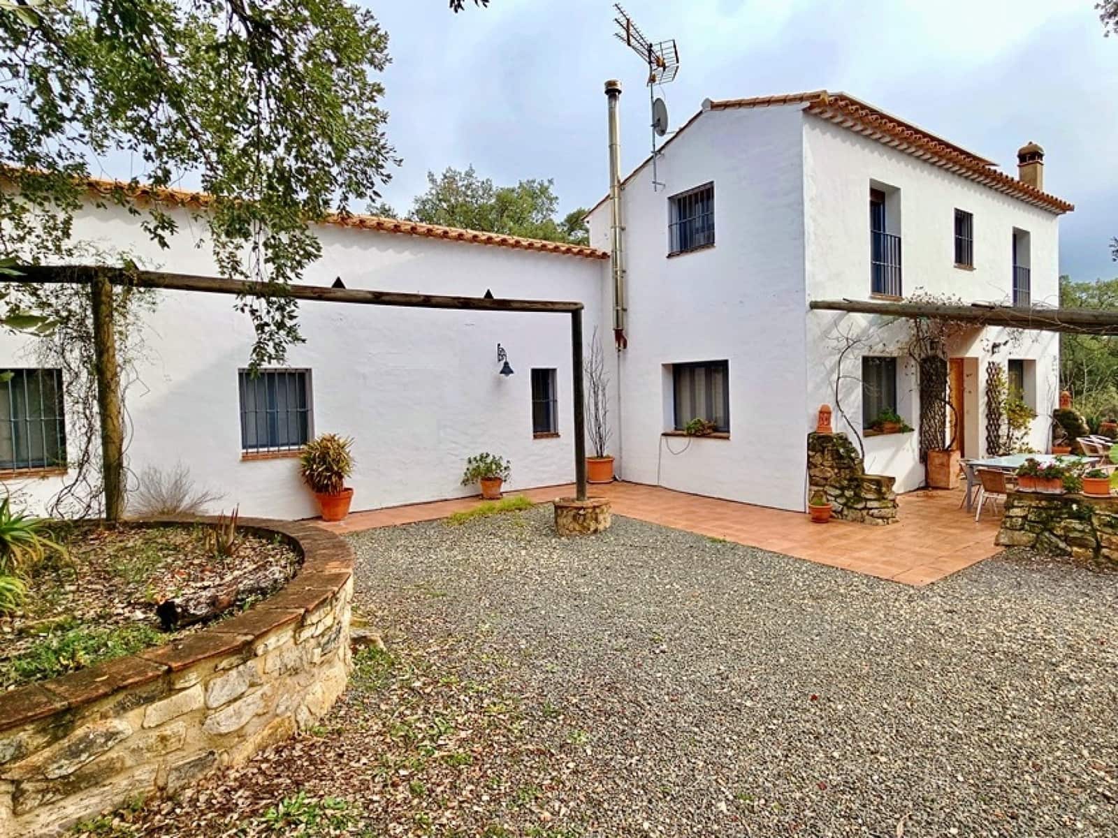 4 soveværelse Finca/Landehus til salg i Fuenteheridos med swimmingpool - € 675.000 (Ref: 8675245)