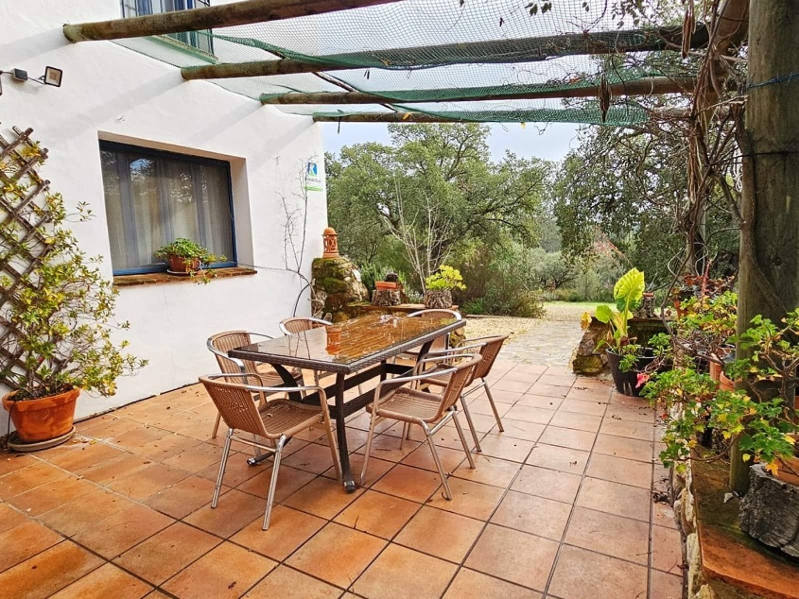 4 soveværelse Finca/Landehus til salg i Fuenteheridos med swimmingpool - € 675.000 (Ref: 8675245)