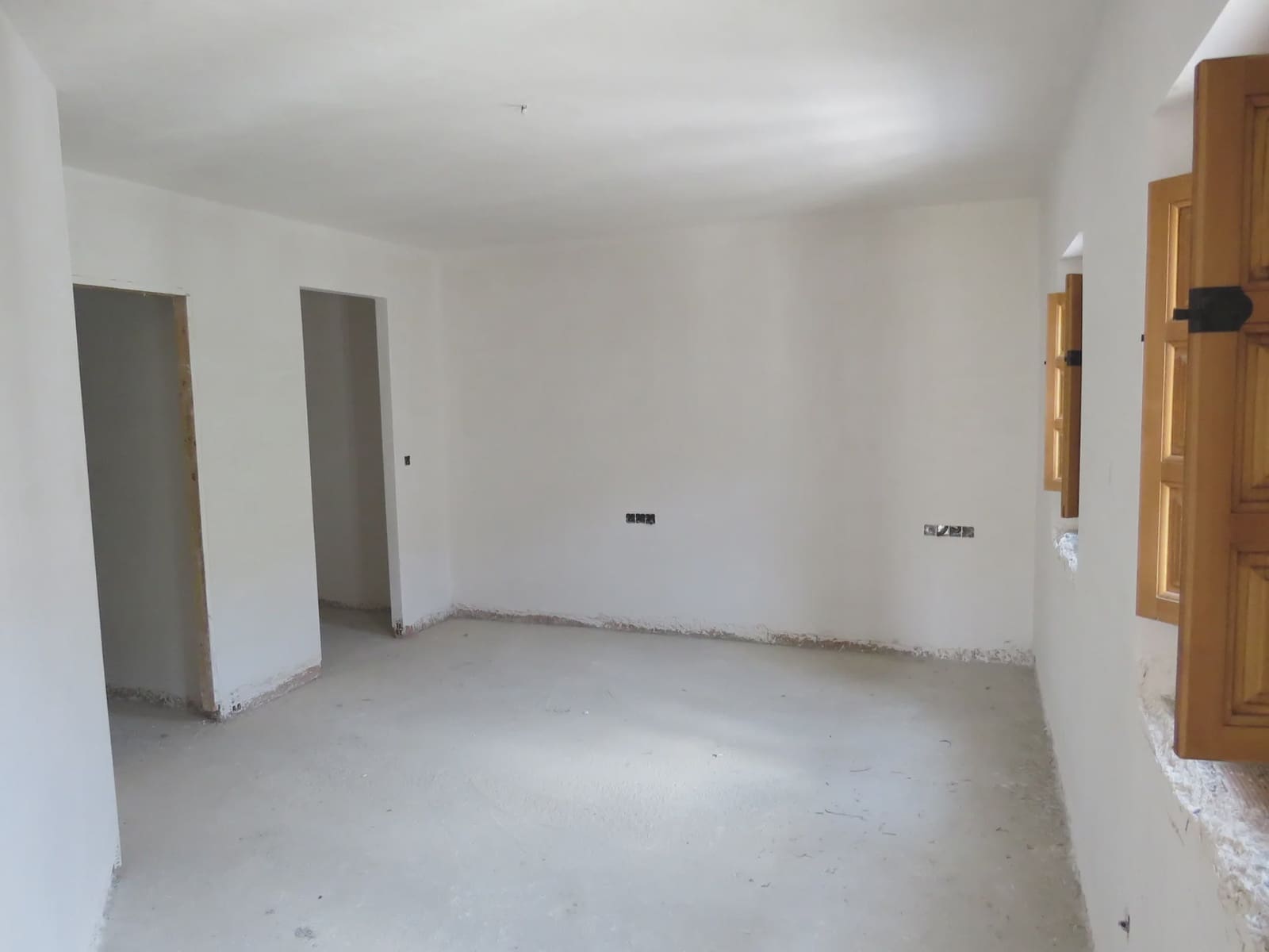 12 soveværelse Byhus til salg i La Taha med garage - € 395.000 (Ref: 8728807)