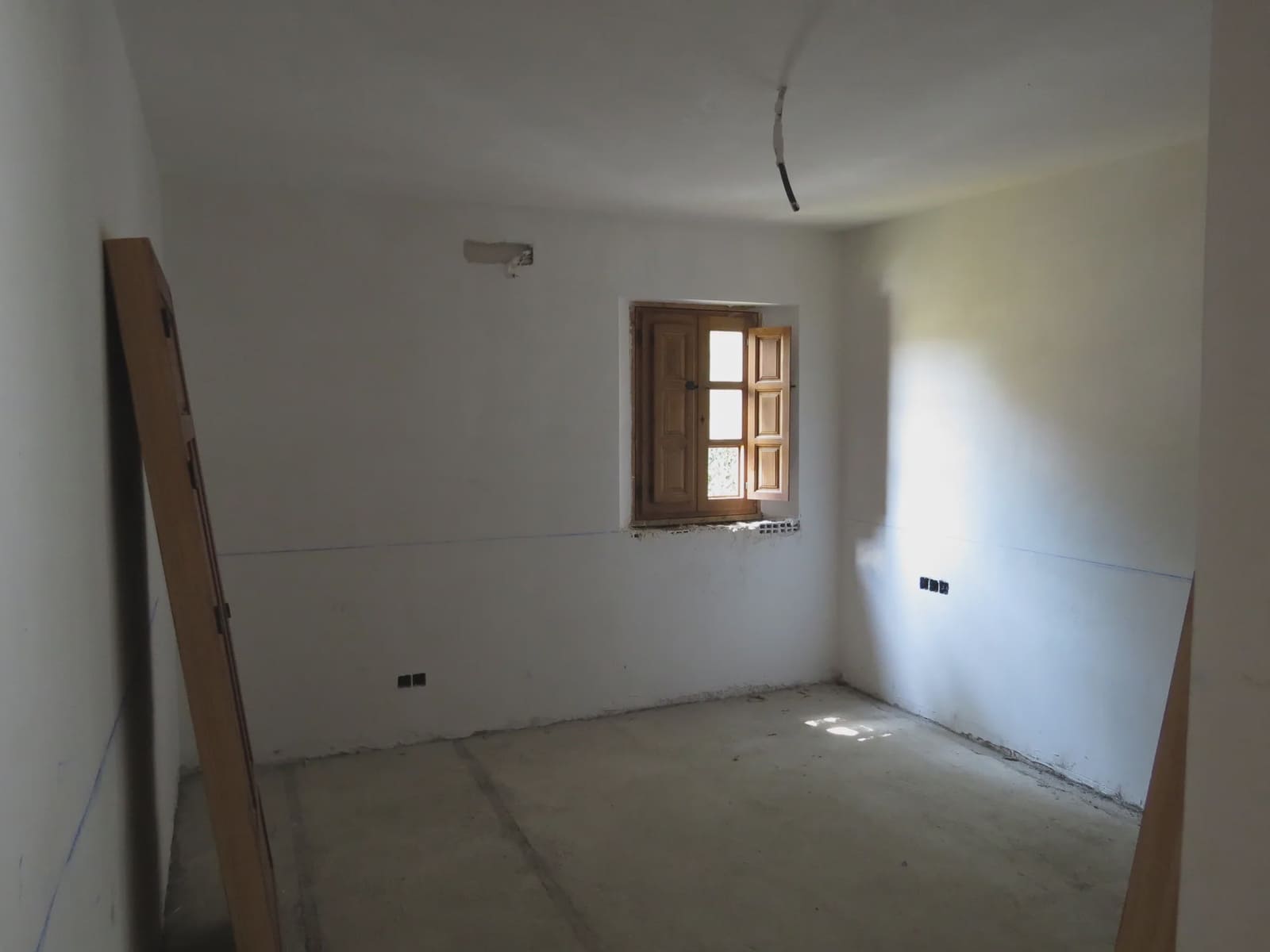 12 soveværelse Byhus til salg i La Taha med garage - € 395.000 (Ref: 8728807)