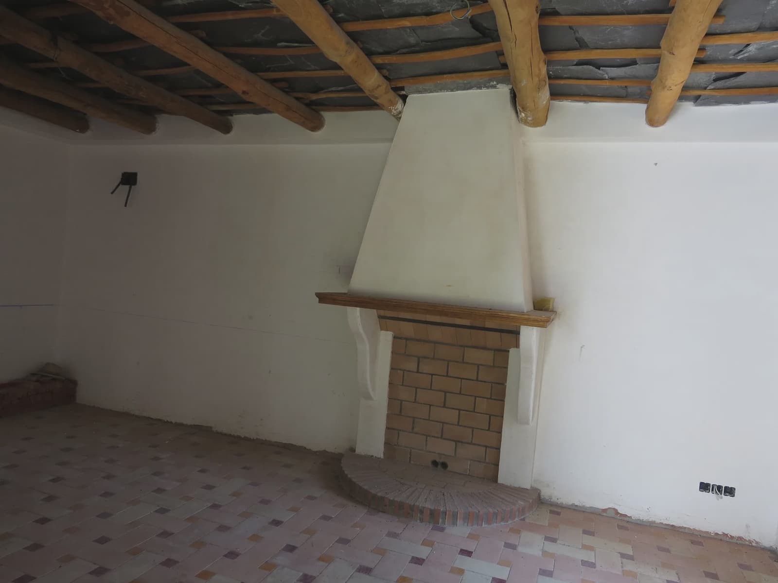 12 soveværelse Byhus til salg i La Taha med garage - € 395.000 (Ref: 8728807)