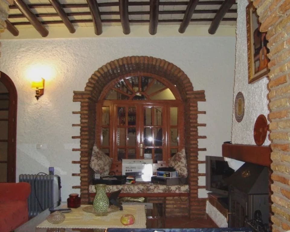 5 soverom Finca/Herregård til salgs i La Puebla de Cazalla med svømmebasseng garasje - € 900 000 (Ref: 8728815)