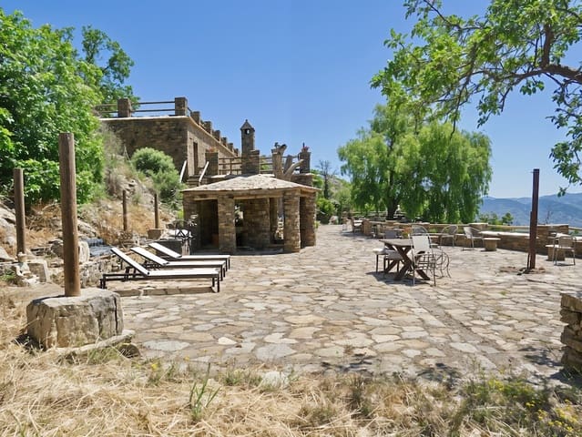 8 sypialnia Finka/Dom wiejski na sprzedaż w Cáñar z basenem - 595 000 € (Ref: 8751796)