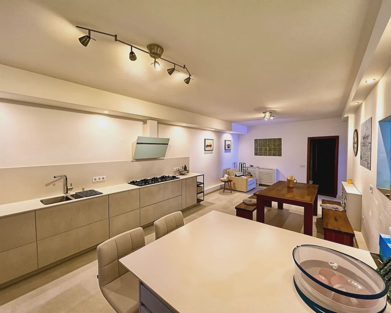 8 camera da letto Affittacamere/B & B in vendita in Canar con piscina - 595.000 € (Rif: 8751796)