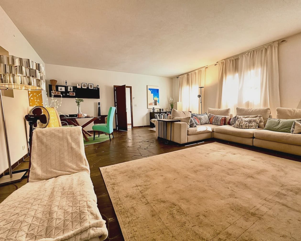 8 camera da letto Affittacamere/B & B in vendita in Canar con piscina - 595.000 € (Rif: 8751796)