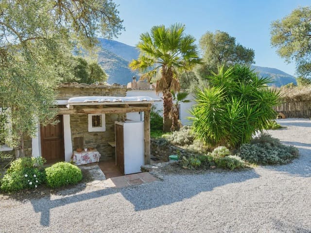 4 slaapkamer Finca/Landhuis te koop in Orgiva met garage - € 675.000 (Ref: 8764957)