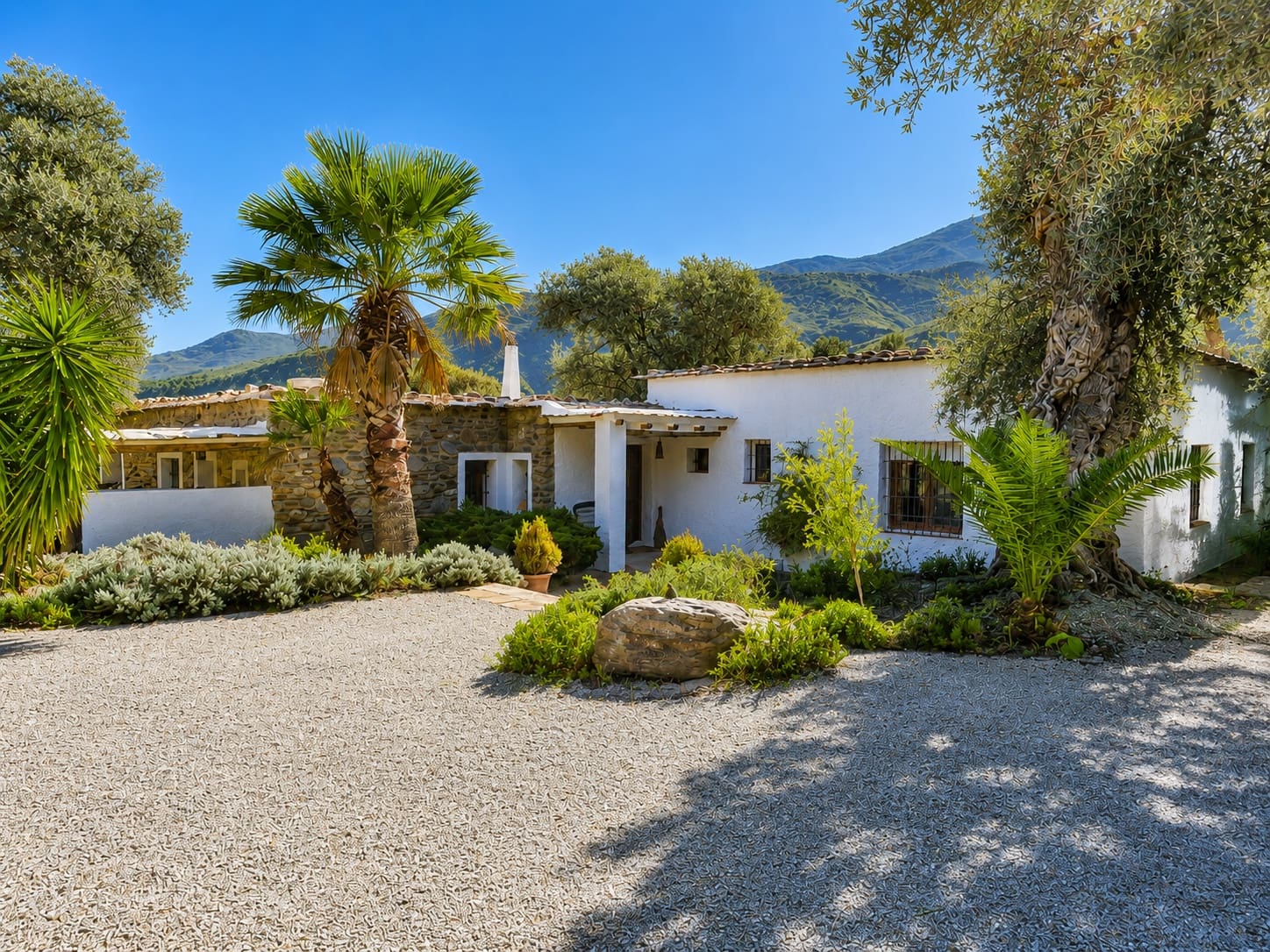 4 quarto Quinta/Casa Rural para venda em Orgiva com garagem - 675 000 € (Ref: 8764957)