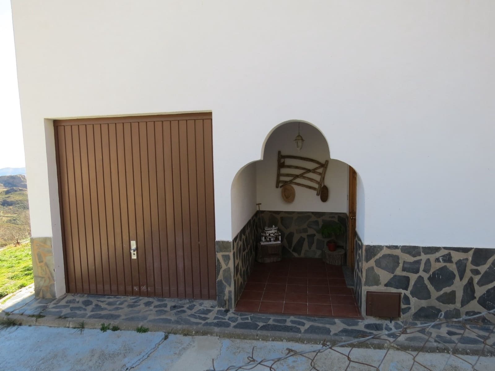 6 sypialnia Willa na sprzedaż w Berchules z basenem garażem - 290 000 € (Ref: 8765760)