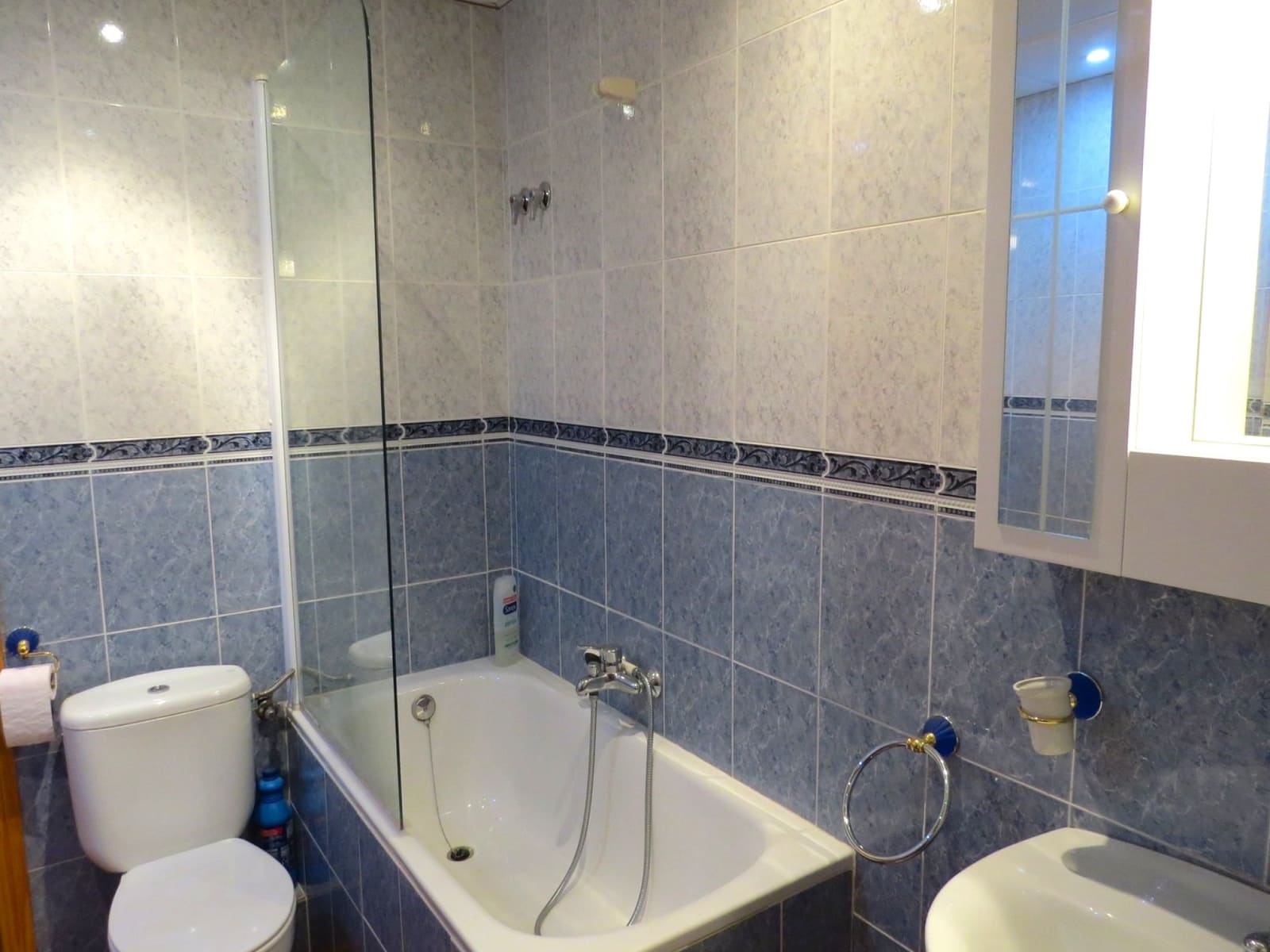 6 sypialnia Willa na sprzedaż w Berchules z basenem garażem - 290 000 € (Ref: 8765760)