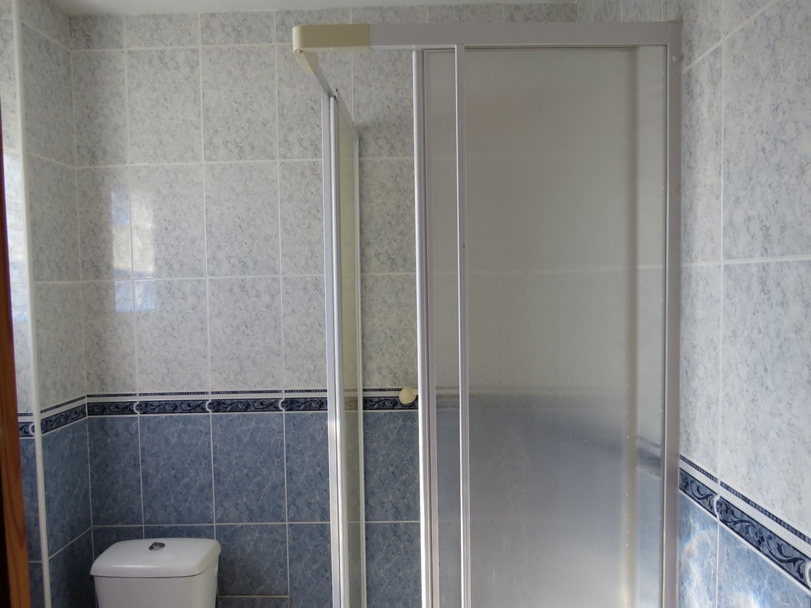 6 sypialnia Willa na sprzedaż w Berchules z basenem garażem - 290 000 € (Ref: 8765760)