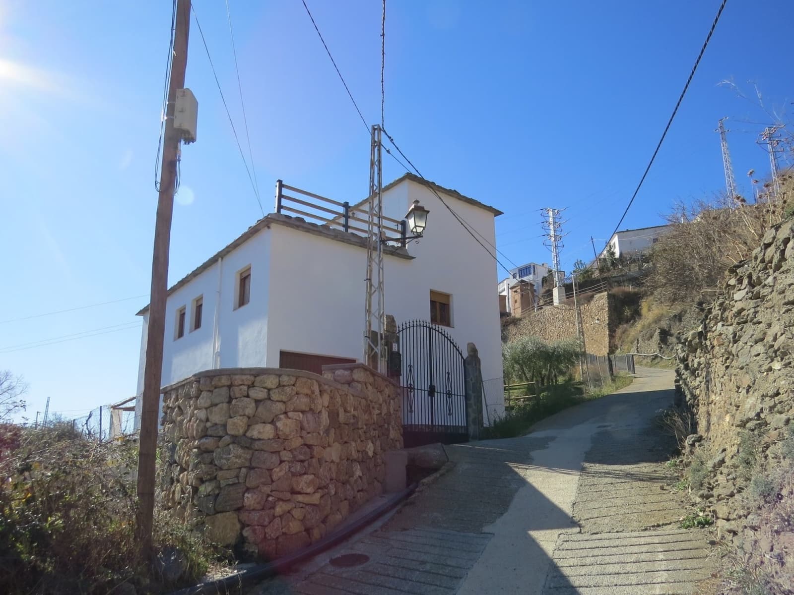 6 sypialnia Willa na sprzedaż w Berchules z basenem garażem - 290 000 € (Ref: 8765760)