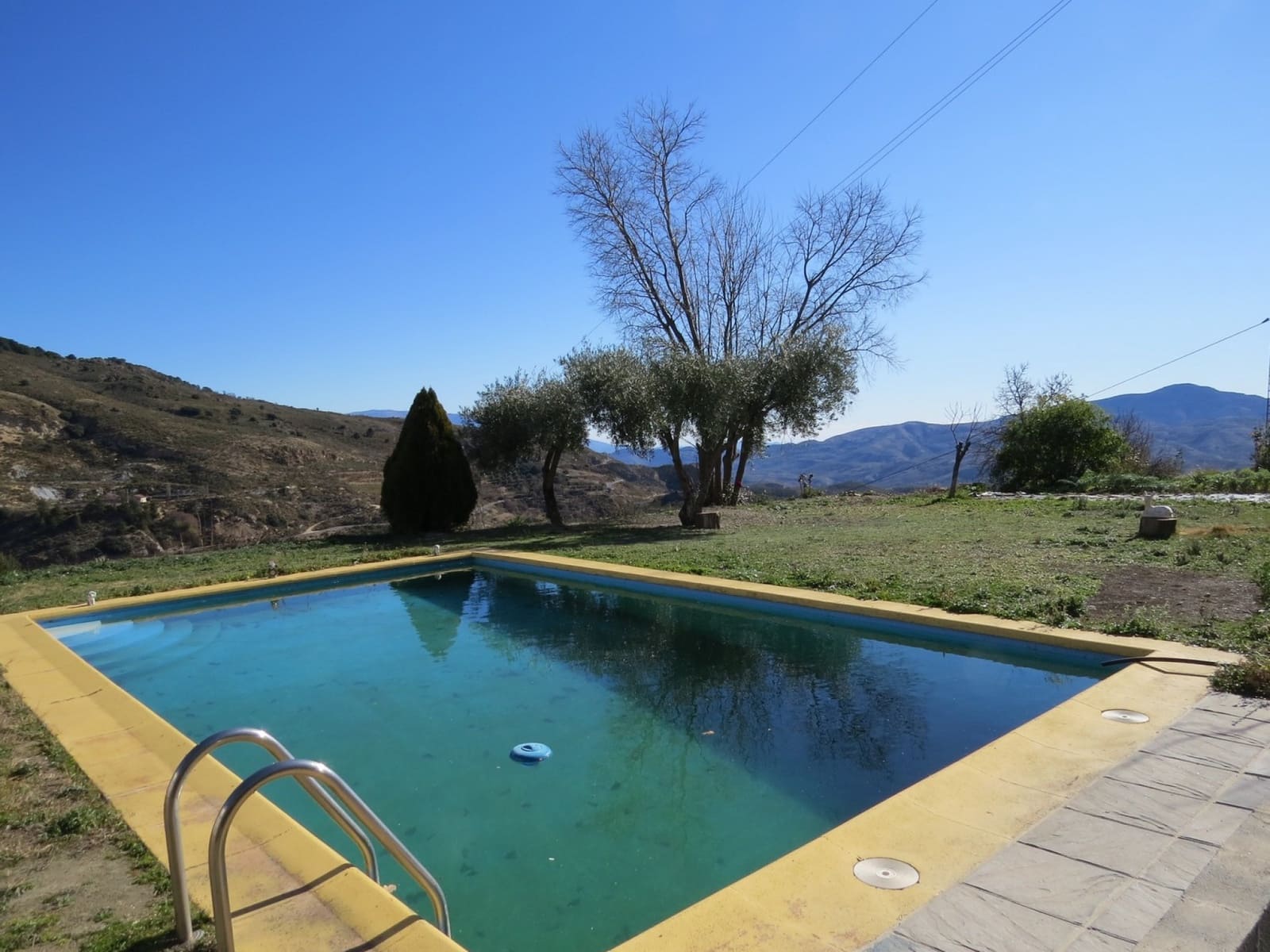 6 sypialnia Willa na sprzedaż w Berchules z basenem garażem - 290 000 € (Ref: 8765760)