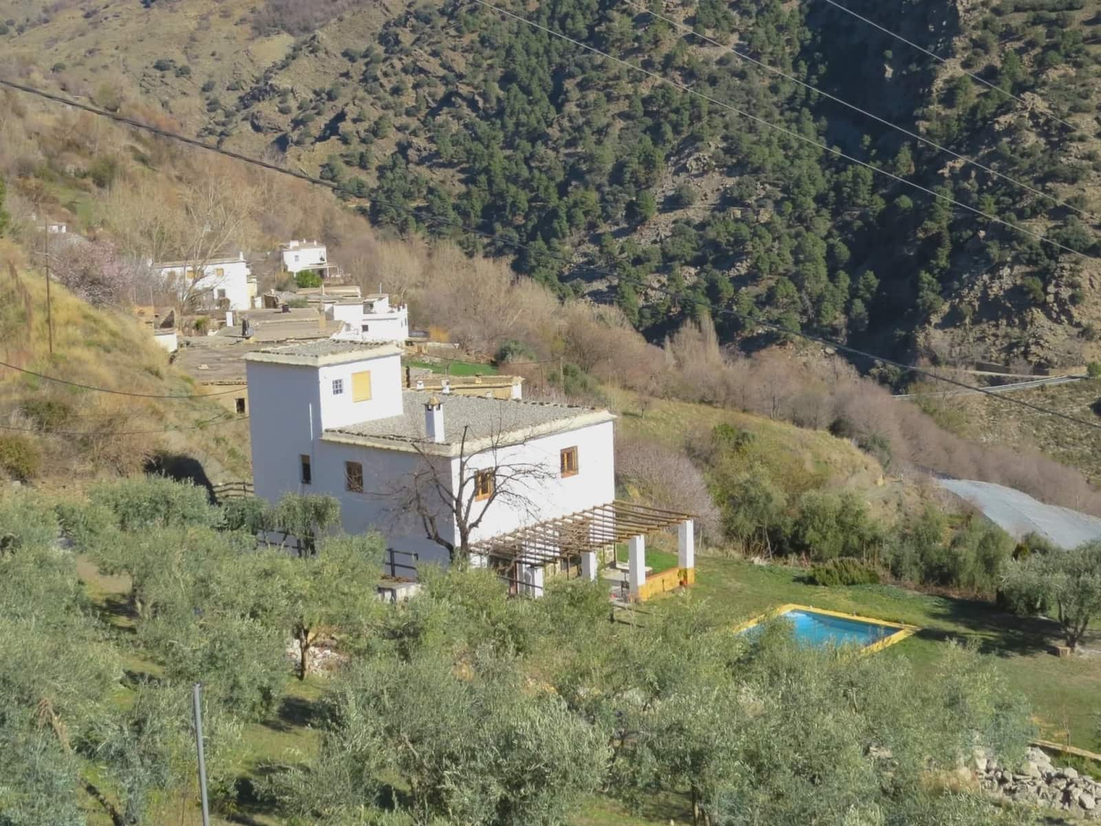 6 slaapkamer Finca/Landhuis te koop in Berchules met zwembad garage - € 290.000 (Ref: 8765760)