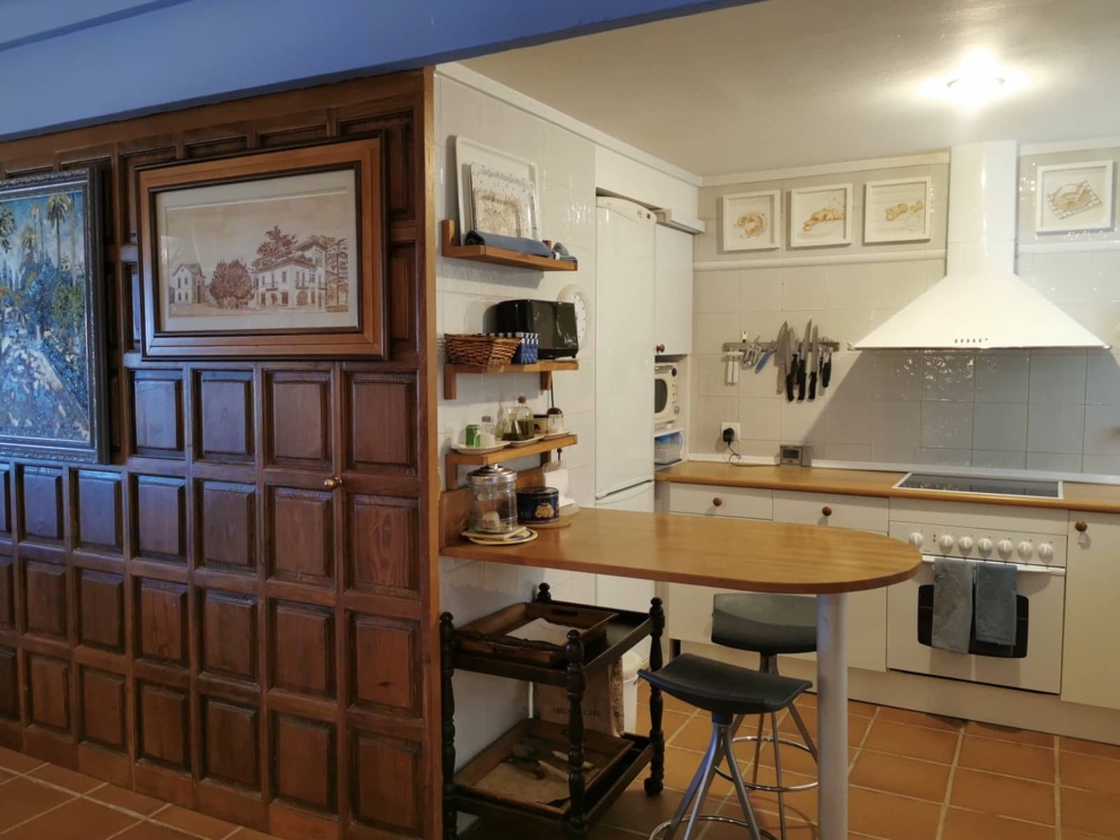 24 soveværelse Finca/Landehus til salg i Gerena med swimmingpool garage - € 2.800.000 (Ref: 8821144)