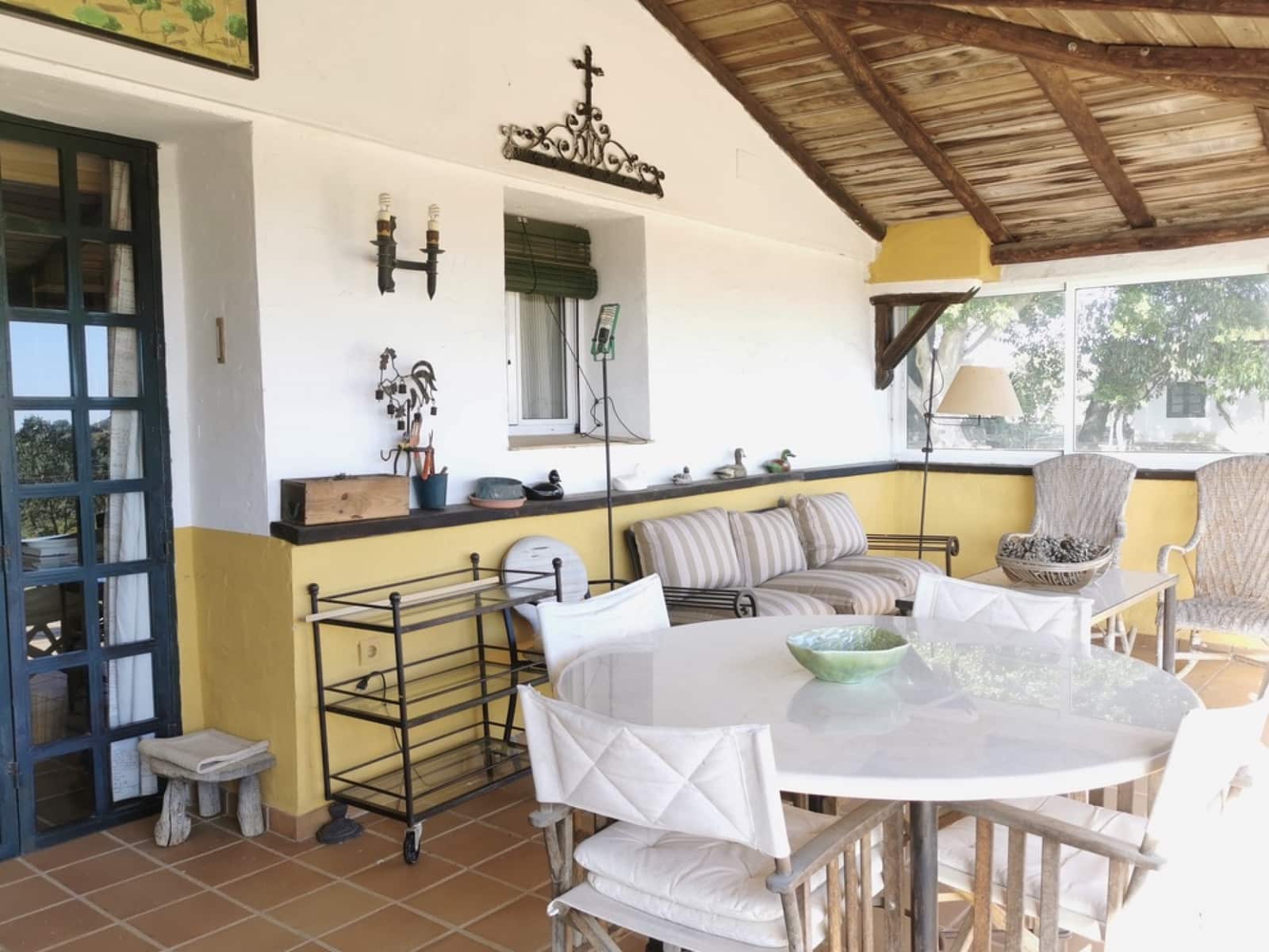 24 soveværelse Finca/Landehus til salg i Gerena med swimmingpool garage - € 2.800.000 (Ref: 8821144)