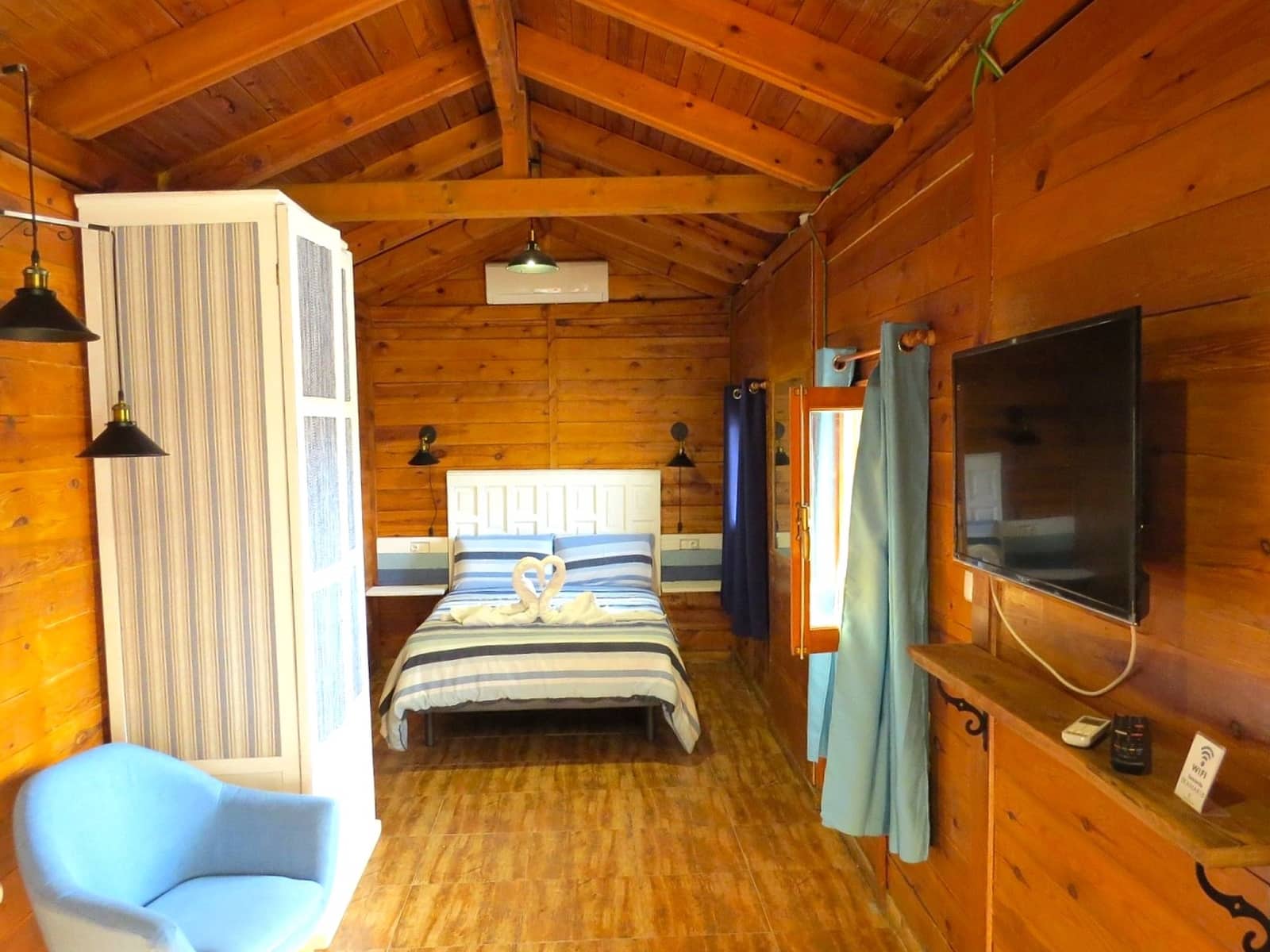 5 bedroom Hotel for sale in Laroles with pool - € 550,000 (Ref: 8843997)