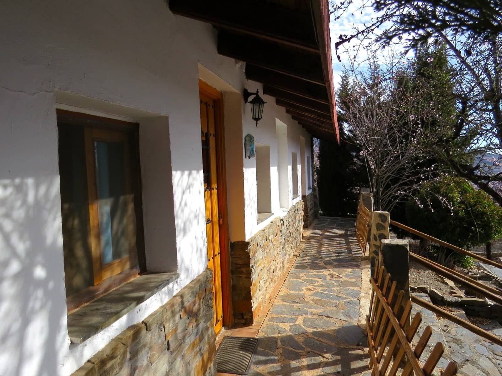 5 bedroom Hotel for sale in Laroles with pool - € 550,000 (Ref: 8843997)