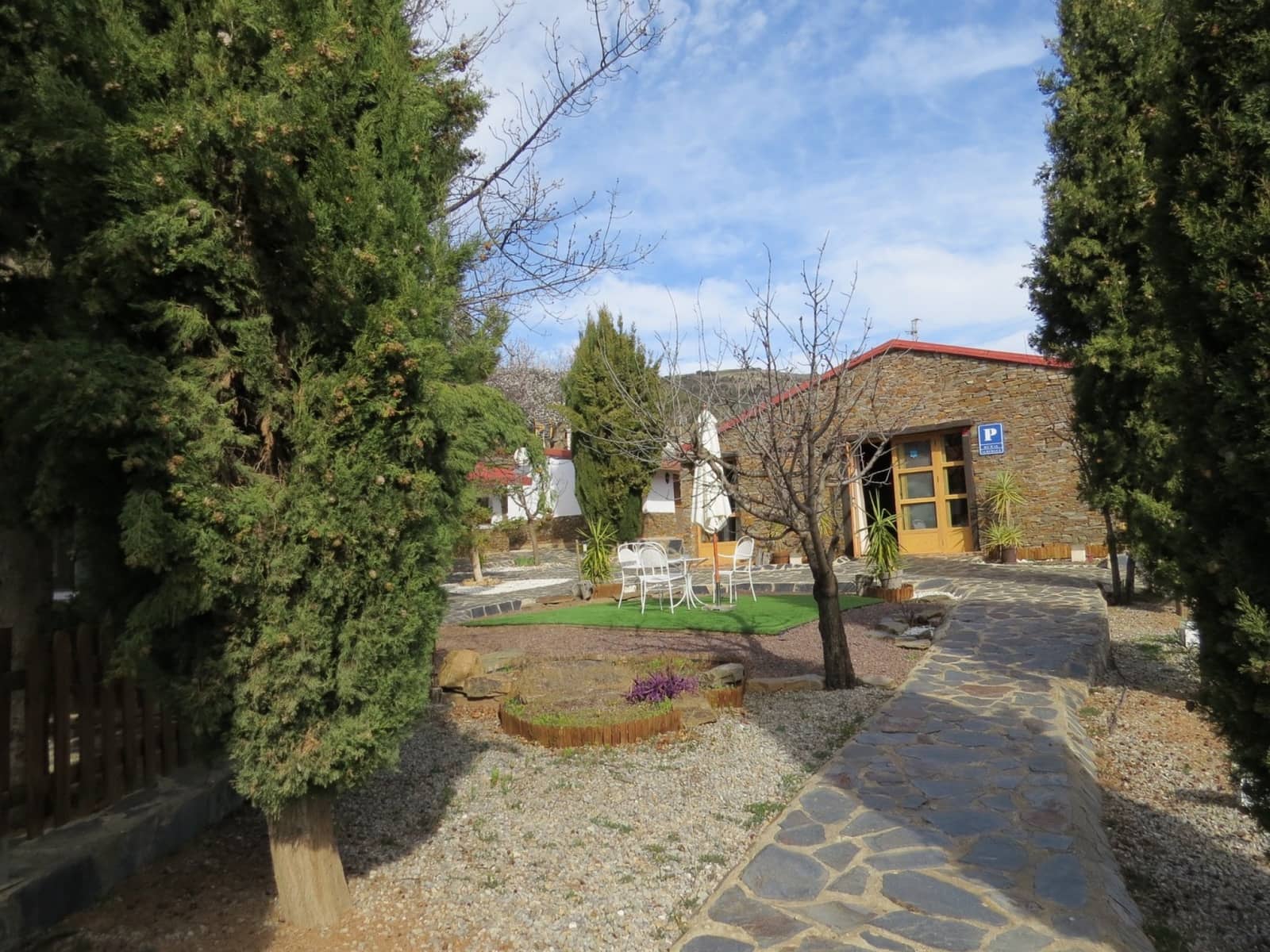 5 bedroom Hotel for sale in Laroles with pool - € 550,000 (Ref: 8843997)