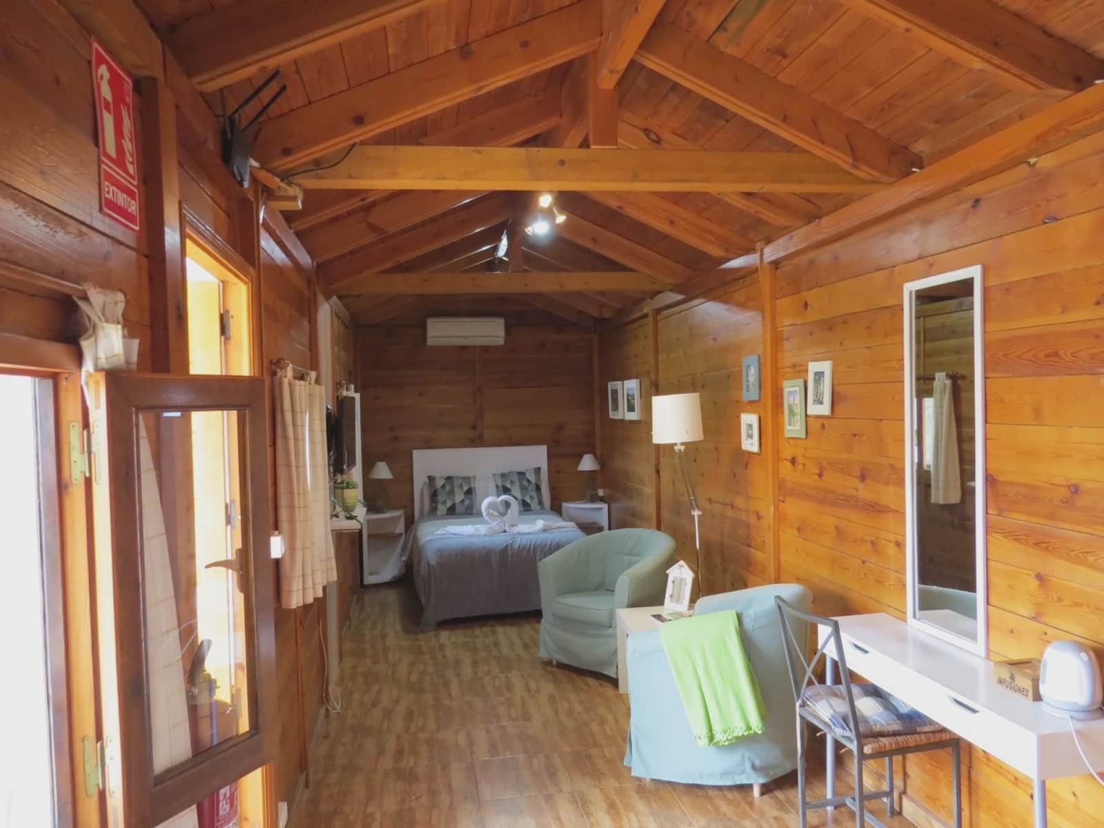 5 slaapkamer Finca/Landhuis te koop in Laroles met zwembad garage - € 480.000 (Ref: 8843997)
