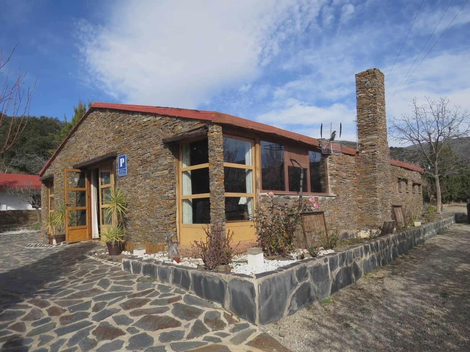 5 slaapkamer Finca/Landhuis te koop in Laroles met zwembad garage - € 480.000 (Ref: 8843997)