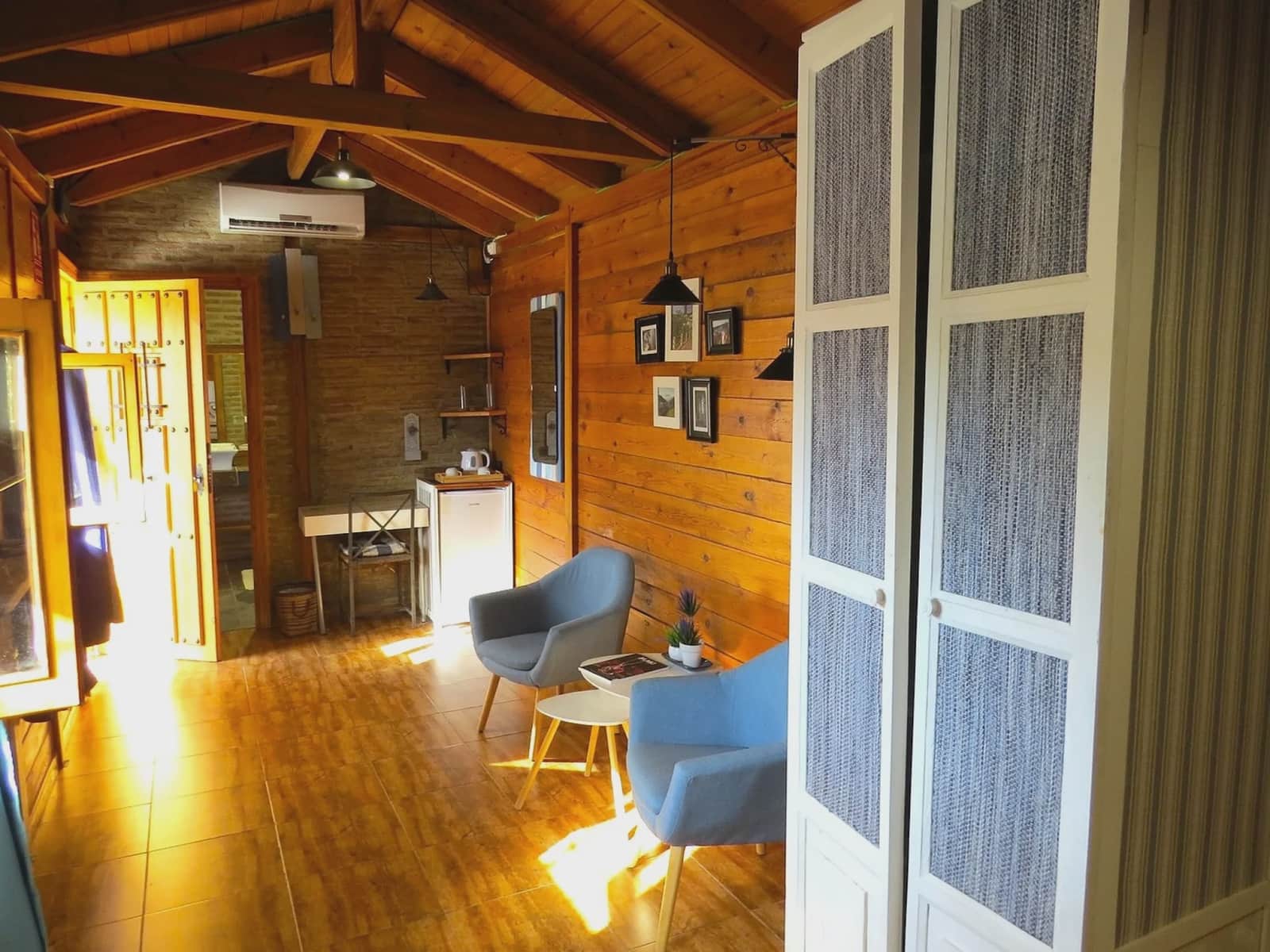 5 slaapkamer Finca/Landhuis te koop in Laroles met zwembad garage - € 480.000 (Ref: 8843997)