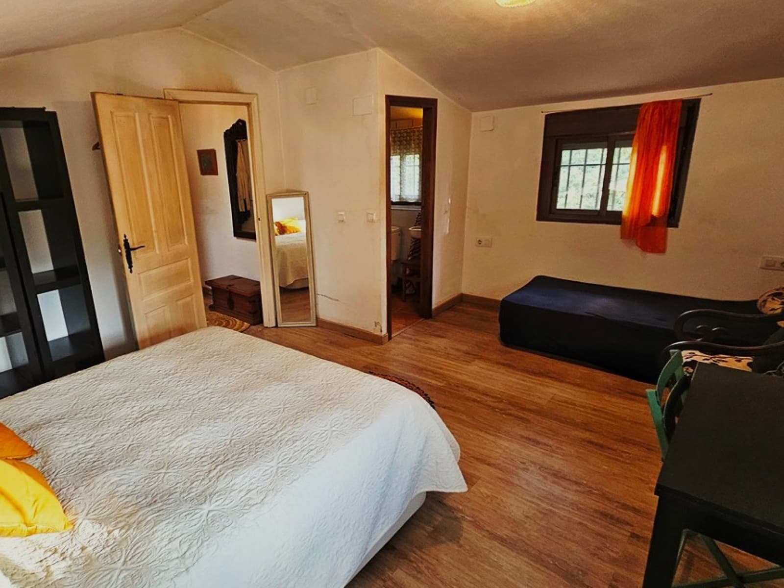 2 soveværelse Finca/Landehus til salg i Castano del Robledo med swimmingpool - € 255.000 (Ref: 8885148)