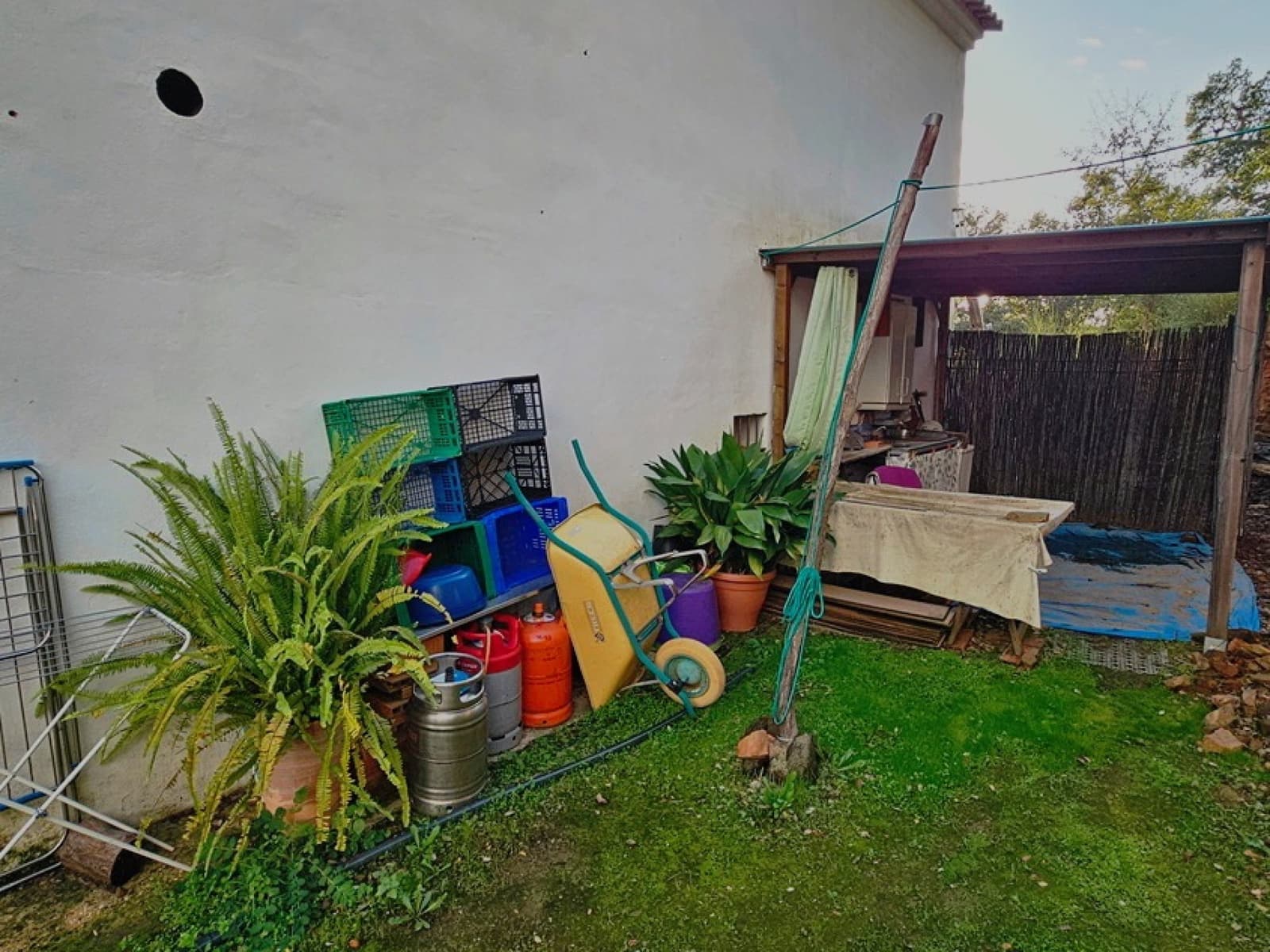 2 soveværelse Finca/Landehus til salg i Castano del Robledo med swimmingpool - € 255.000 (Ref: 8885148)