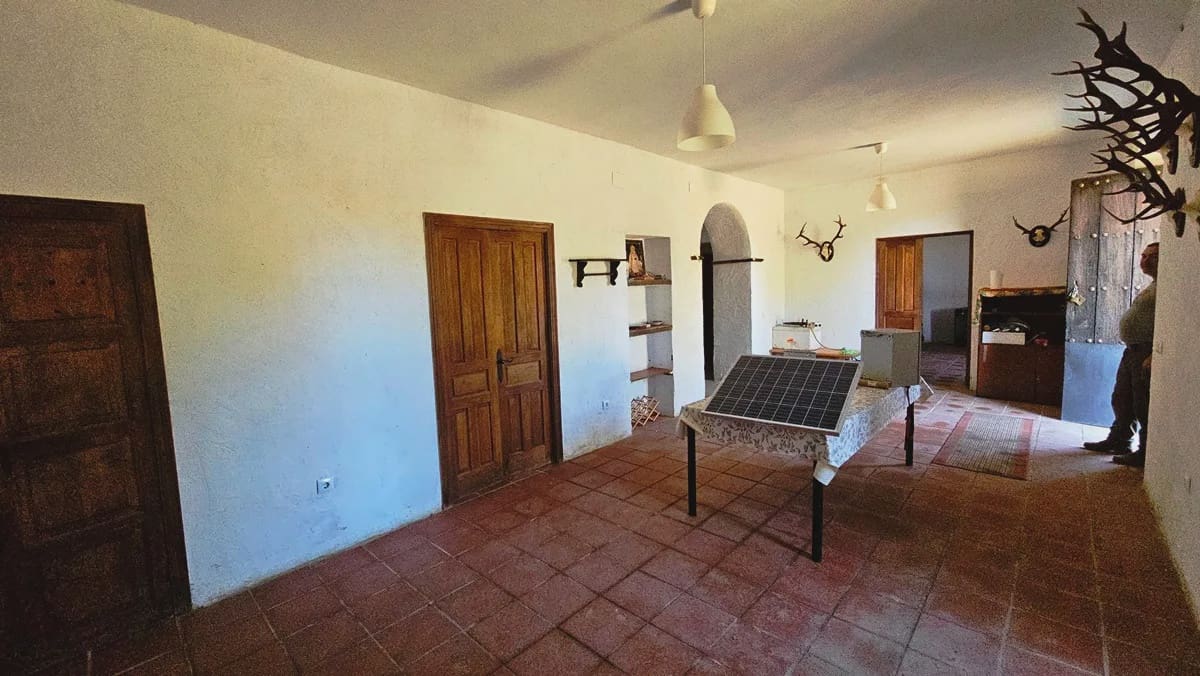 4 quarto Quinta/Casa Rural para venda em Aracena - 2 300 000 € (Ref: 8885149)