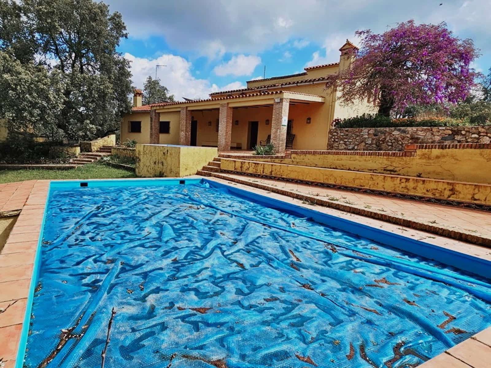 5 sypialnia Finka/Dom wiejski na sprzedaż w Cortegana z basenem - 320 000 € (Ref: 8885522)