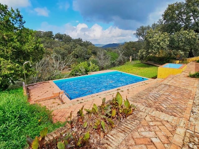 5 soveværelse Finca/Landehus til salg i Cortegana med swimmingpool - € 320.000 (Ref: 8885522)