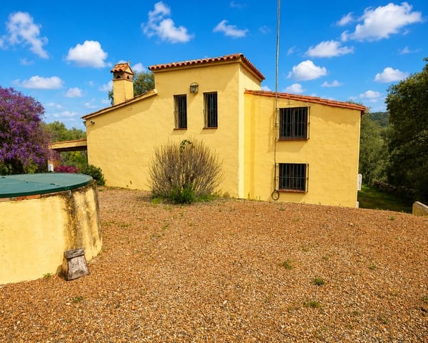 5 bedroom Finca/Country House for sale in Cortegana with pool - € 320,000 (Ref: 8885522)