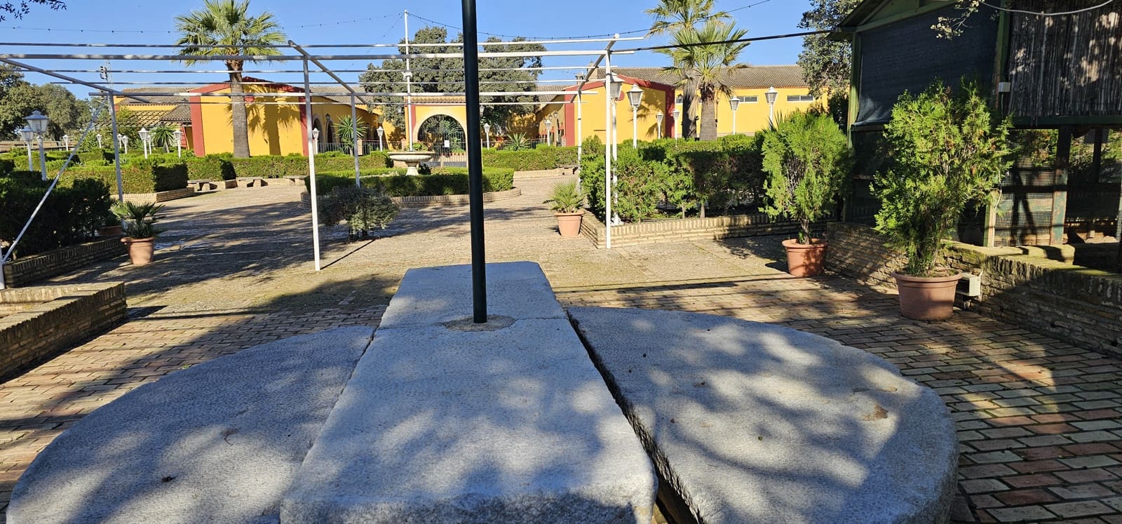 Hotel de 20 habitaciones en Morón de la Frontera en venta con piscina garaje - 1.200.000 € (Ref: 8895821)