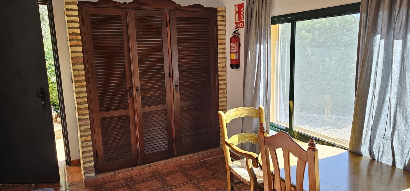 Hotel de 20 habitaciones en Morón de la Frontera en venta con piscina garaje - 1.200.000 € (Ref: 8895821)