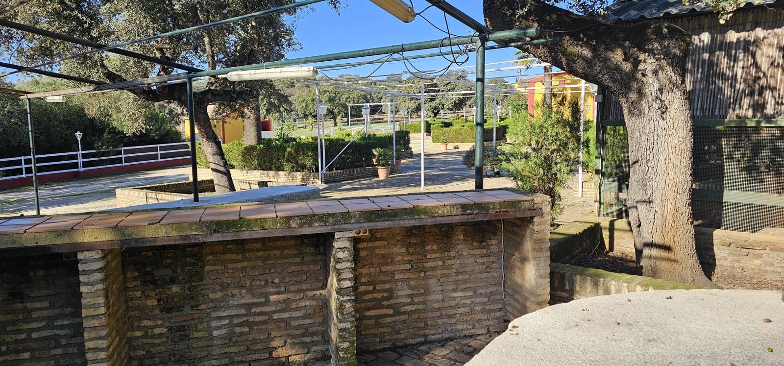 Hotel de 20 habitaciones en Morón de la Frontera en venta con piscina garaje - 1.200.000 € (Ref: 8895821)