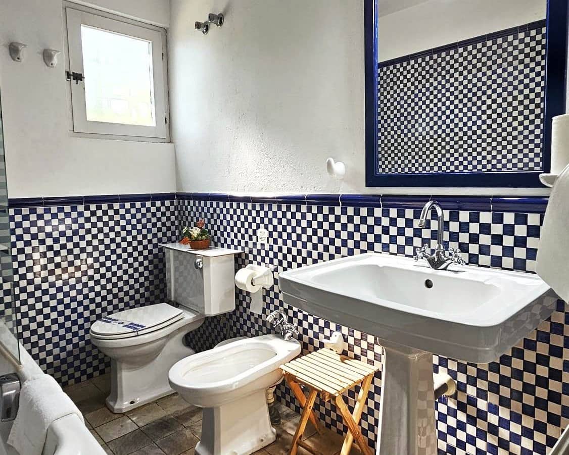 25 soveværelse Hotel til salg i Aracena med swimmingpool - € 3.500.000 (Ref: 8900870)